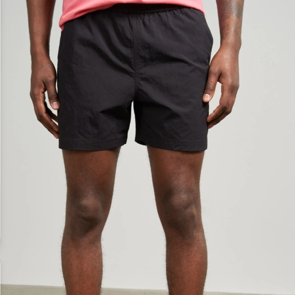 United by Blue Impact Collection drawstring shorts, size 32